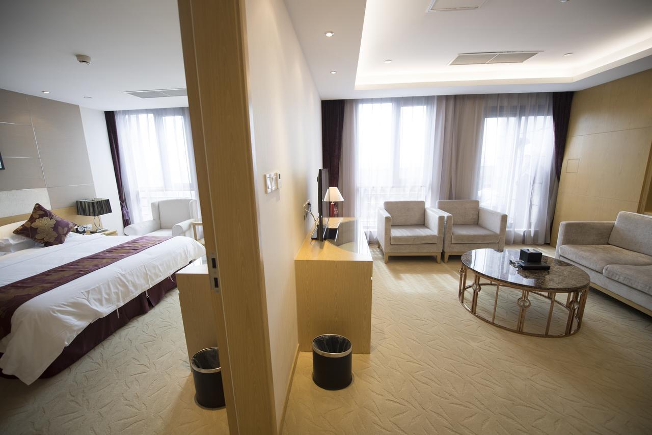Suzhou Sun Plaza Hotel Ngoại thất bức ảnh